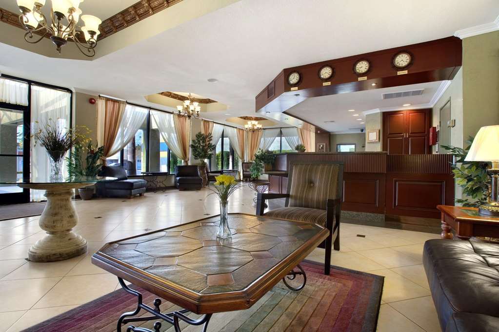 Howard Johnson By Wyndham Reseda Hotel & Suites Лос-Анджелес Интерьер фото